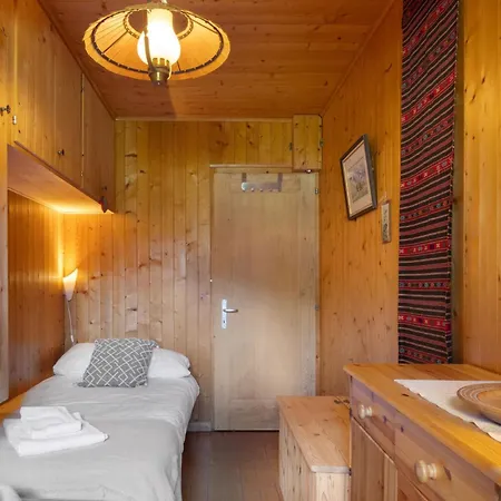 Fury Rez By Interhome * וורבייה